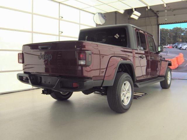Photo of 2021 Snazzberry Pearlcoat Jeep Gladiator