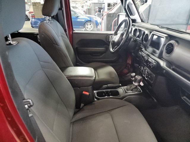 Photo of 2021 Snazzberry Pearlcoat Jeep Gladiator