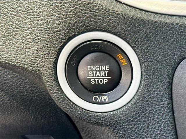 Photo of 2022 White Knuckle Clearcoat Dodge Charger