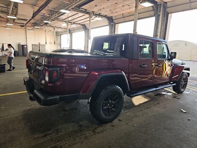 Photo of 2022 Snazzberry Pearlcoat Jeep Gladiator