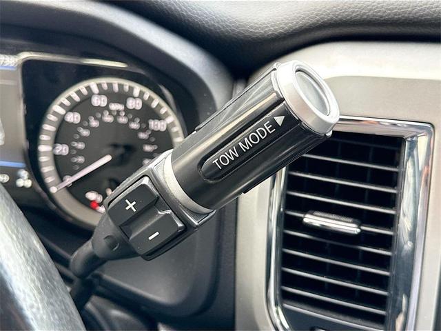 Photo of 2019 Brilliant Silver Metallic Nissan Titan XD