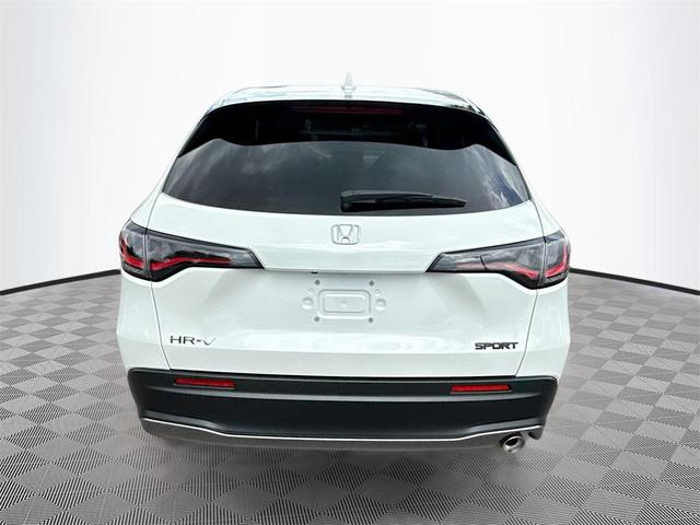 Photo of 2025 Platinum White Pearl Honda HR-V
