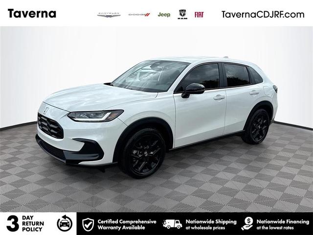 Photo of 2025 Platinum White Pearl Honda HR-V