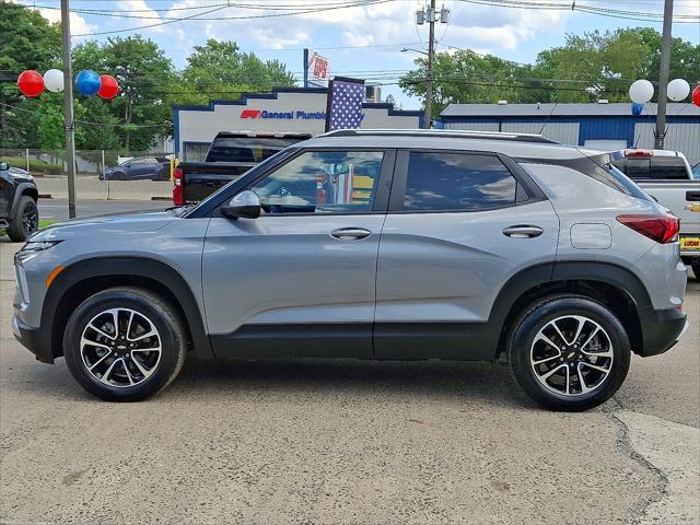 Photo of 2024 Sterling Gray Metallic Chevrolet Trailblazer