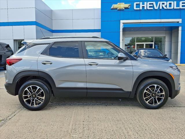 Photo of 2024 Sterling Gray Metallic Chevrolet Trailblazer