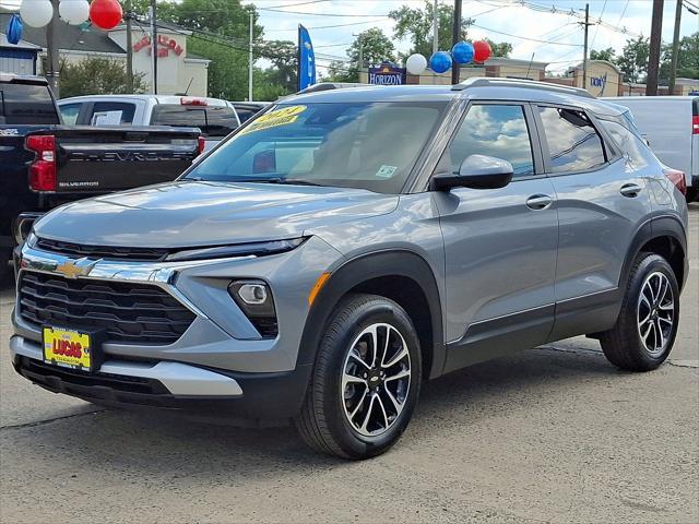 Photo of 2024 Sterling Gray Metallic Chevrolet Trailblazer