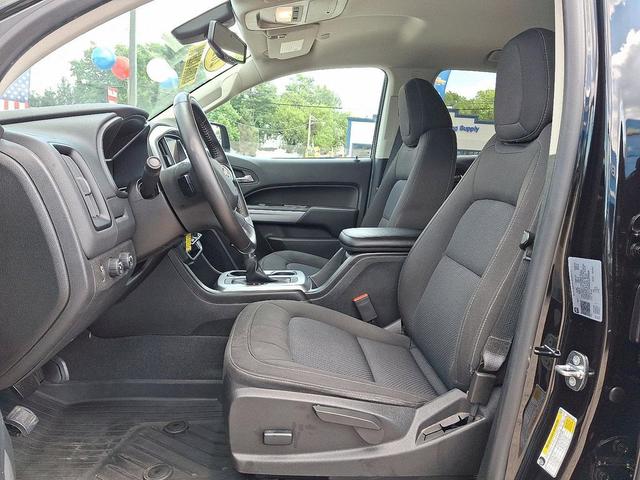Photo of 2022 Black Chevrolet Colorado