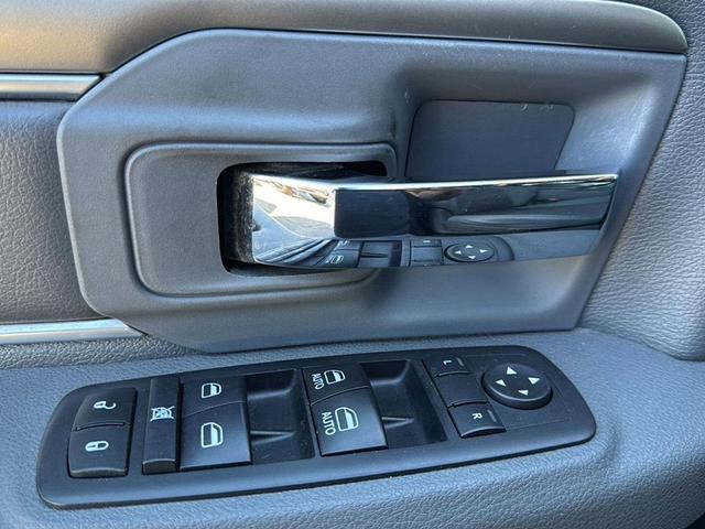 Photo of 2017 Luxury Brown Pearl RAM 1500