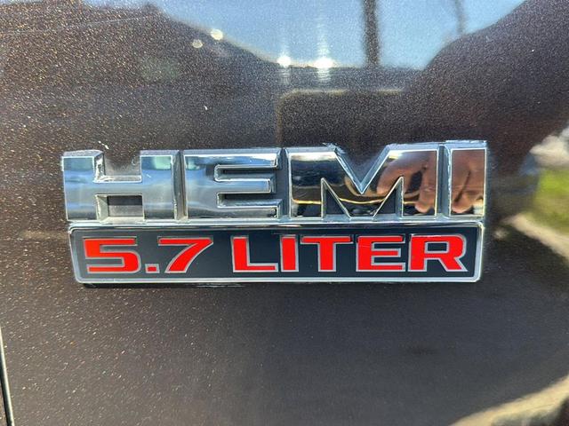 Photo of 2017 Luxury Brown Pearl RAM 1500