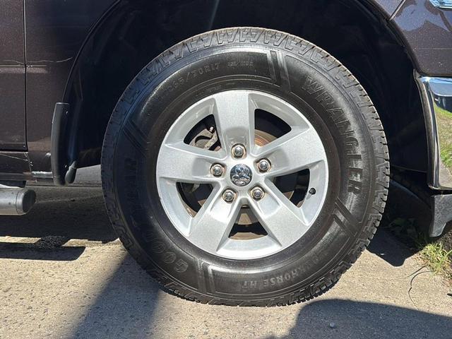 Photo of 2017 Luxury Brown Pearl RAM 1500