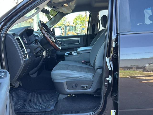 Photo of 2017 Luxury Brown Pearl RAM 1500