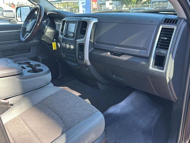Photo of 2017 Luxury Brown Pearl RAM 1500