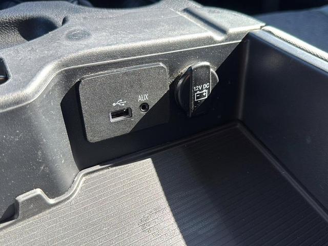 Photo of 2017 Luxury Brown Pearl RAM 1500