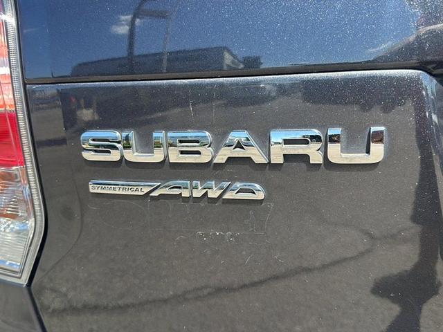 Photo of 2017 Dark Gray Metallic Subaru Forester