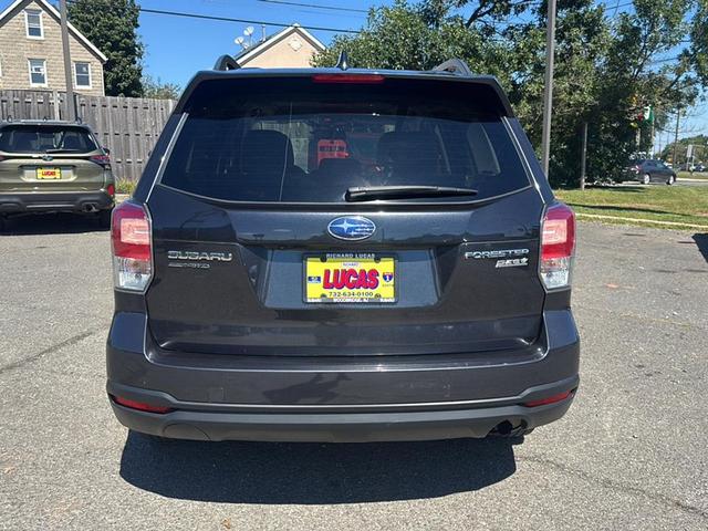 Photo of 2017 Dark Gray Metallic Subaru Forester