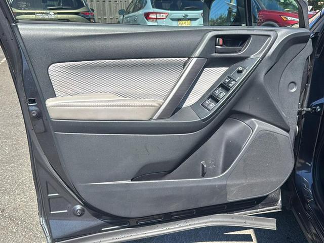 Photo of 2017 Dark Gray Metallic Subaru Forester