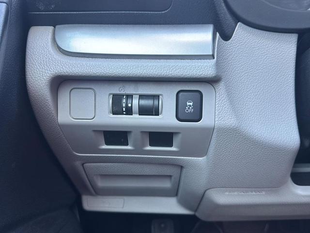 Photo of 2017 Dark Gray Metallic Subaru Forester