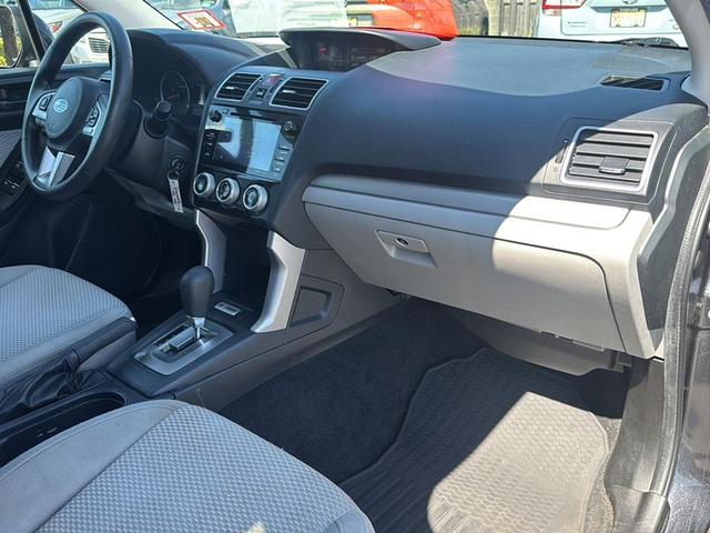 Photo of 2017 Dark Gray Metallic Subaru Forester