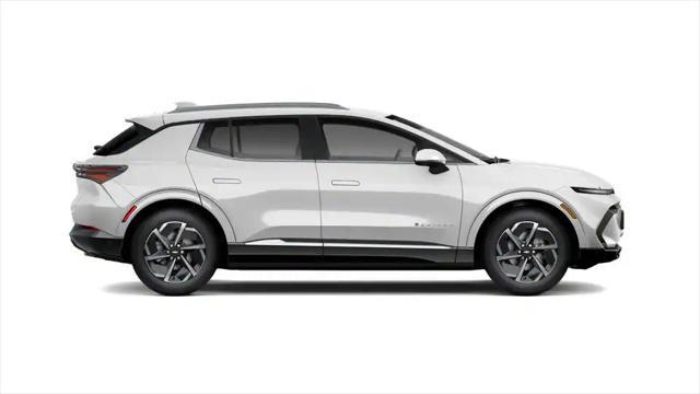 Photo of 2025 Summit White Chevrolet Equinox EV