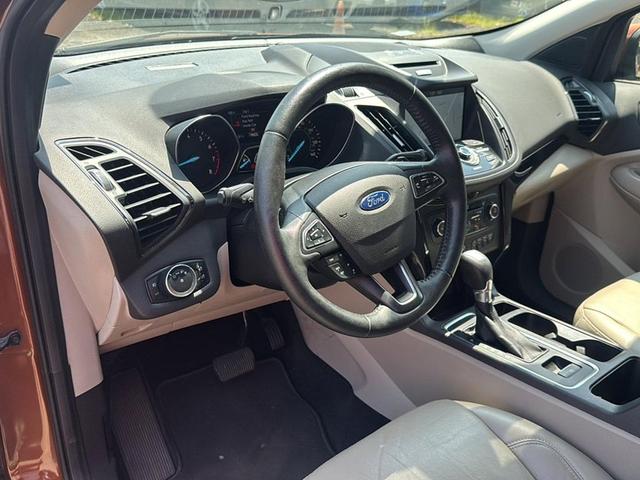 Photo of 2017 Orange Ford Escape