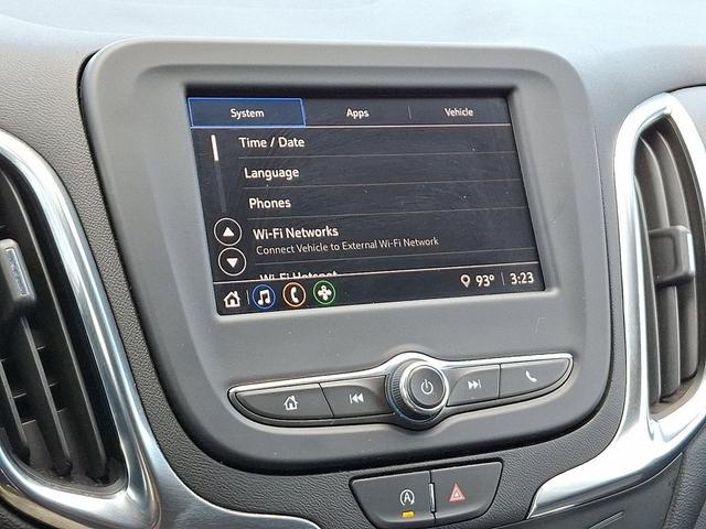 Photo of 2024 White Chevrolet Equinox