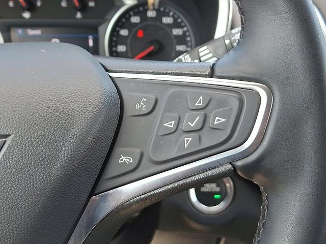 Photo of 2024 White Chevrolet Equinox