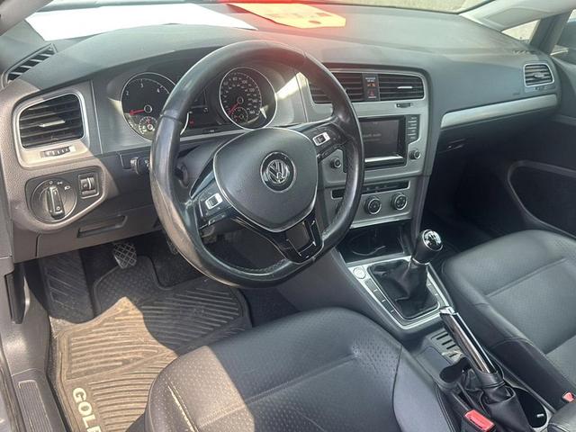 Photo of 2015 Platinum Gray Metallic Volkswagen Golf SportWagen