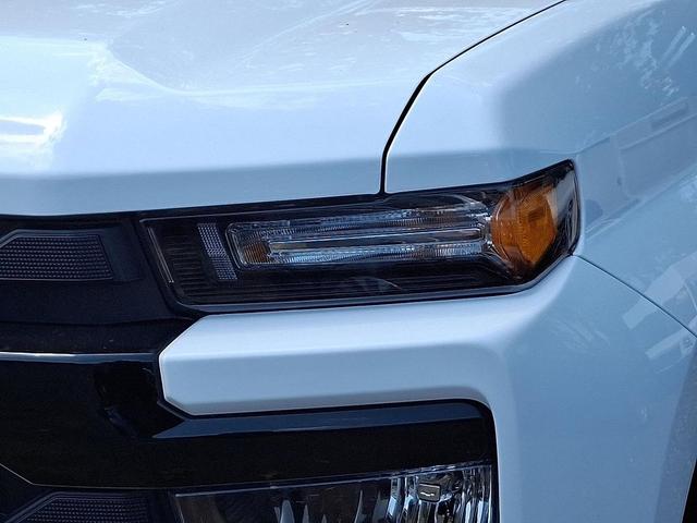 Photo of 2025 Summit White Chevrolet Silverado 3500