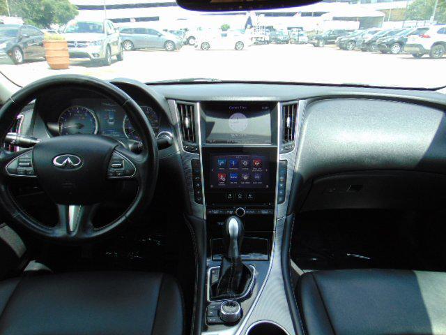 Photo of 2017 Liquid Platinum INFINITI Q50