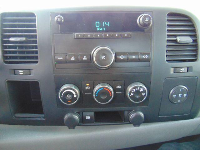 Photo of 2013 Summit White Chevrolet Silverado 3500