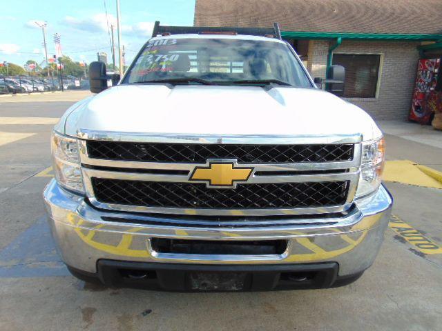Photo of 2013 Summit White Chevrolet Silverado 3500