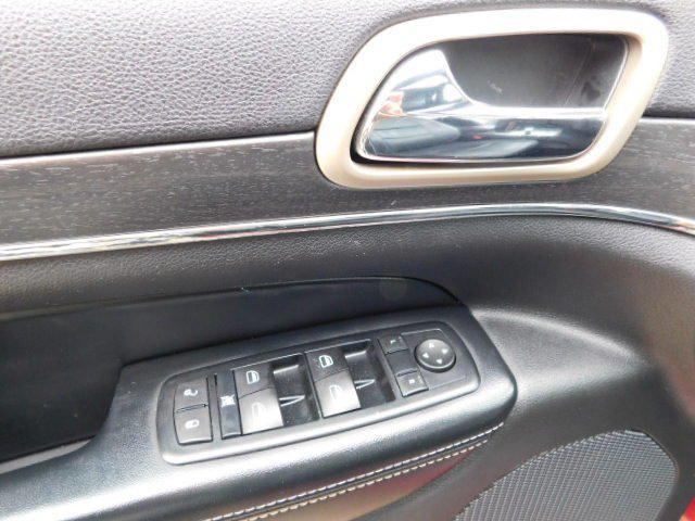Photo of 2015 Deep Cherry Red Crystal Pearlcoat Jeep Grand Cherokee