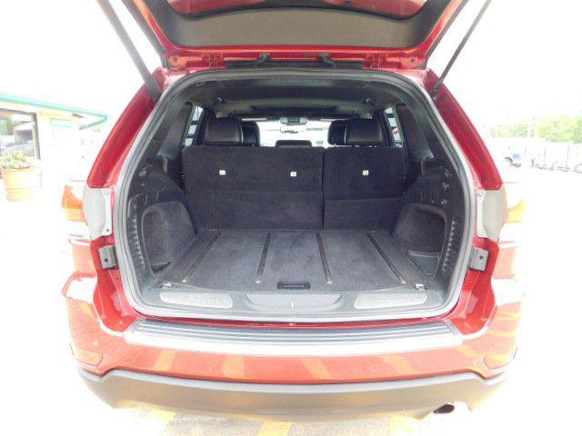 Photo of 2015 Deep Cherry Red Crystal Pearlcoat Jeep Grand Cherokee
