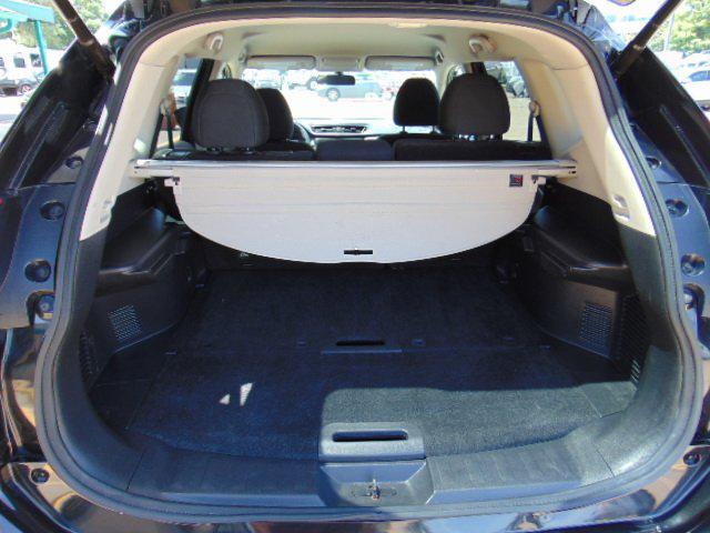 Photo of 2018 Magnetic Black Nissan Rogue