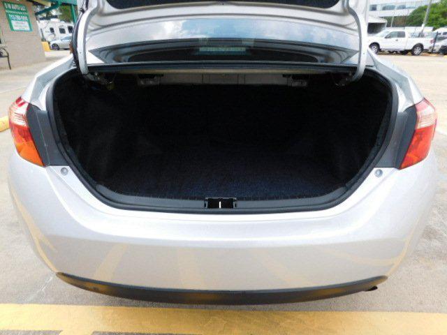 Photo of 2019 Classic Silver Metallic Toyota Corolla