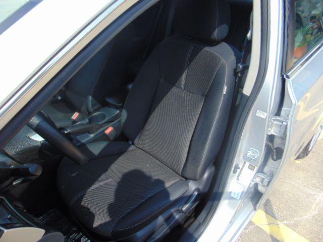 Photo of 2016 Brilliant Silver Metallic Nissan Sentra