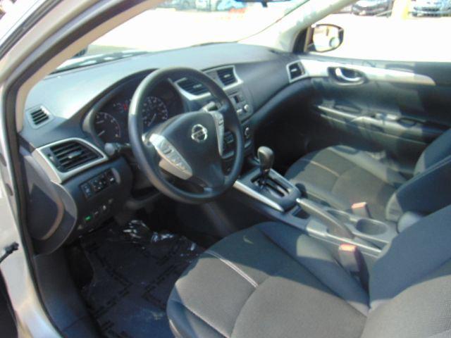 Photo of 2016 Brilliant Silver Metallic Nissan Sentra