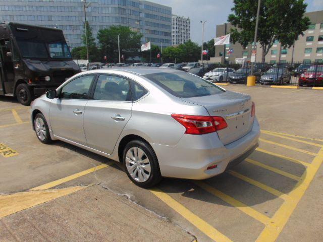 Photo of 2016 Brilliant Silver Metallic Nissan Sentra