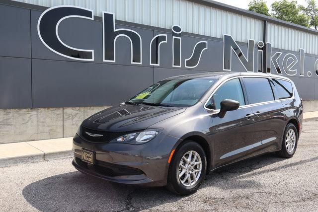 2022 Chrysler Voyager