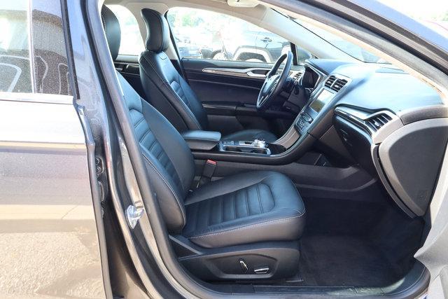 Photo of 2018 Magnetic Metallic Ford Fusion