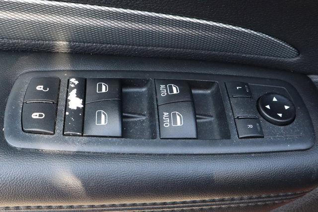 Photo of 2019 Octane Red Pearlcoat Dodge Durango