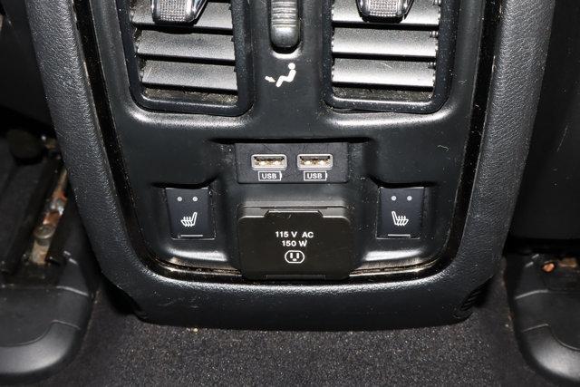 Photo of 2019 Octane Red Pearlcoat Dodge Durango