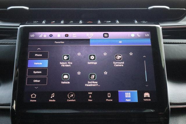 Photo of 2022 Silver Zynith Jeep Grand Cherokee L