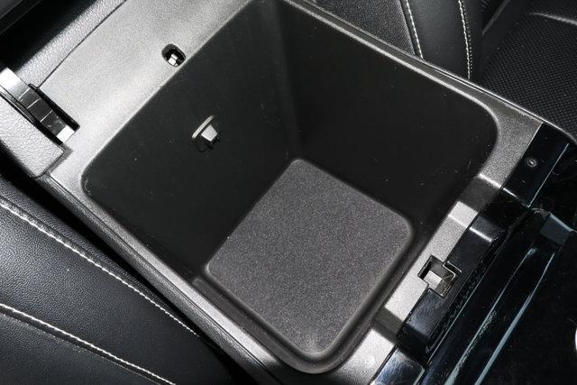 Photo of 2022 Silver Zynith Jeep Grand Cherokee L