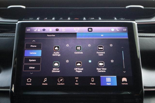 Photo of 2022 Silver Zynith Jeep Grand Cherokee L