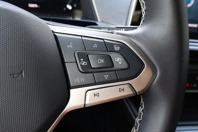 Photo of 2024 Platinum Gray Metallic Volkswagen Atlas Cross Sport