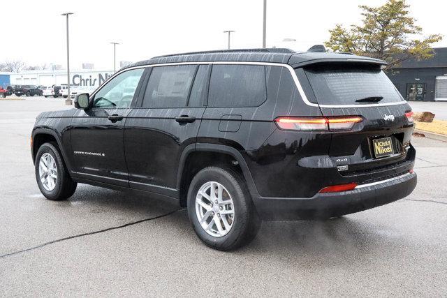Photo of 2025 Diamond Black Jeep Grand Cherokee L