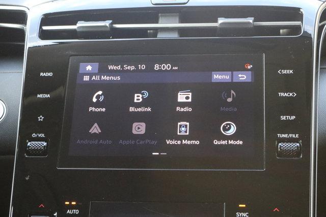Photo of 2024 White Pearl Hyundai TUCSON