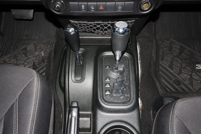 Photo of 2018 Bright White Clearcoat Jeep Wrangler JK Unlimited