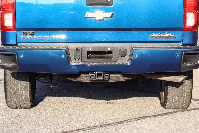 Photo of 2017 Deep Ocean Blue Metallic Chevrolet Silverado 1500